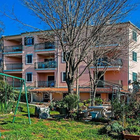 Villa Mareonda Ровинь Экстерьер фото